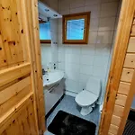 Lomamökit Liinavaatteet Loppusiivous Poreallas