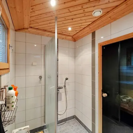 Himos Virpi 8 Hloe Moekki Porealtaalla, Ei Lisaekuluja!