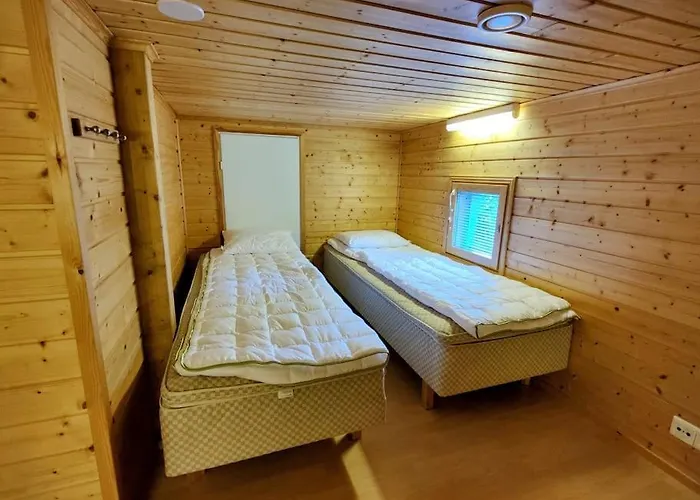 בקתה Liinavaatteet Loppusiivous Poreallas